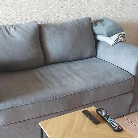 Agreable Petite Maison 2 Chambres, De 48m2 Sans Vis-a-vis Et Parking Privatif 度假居 *