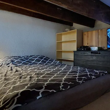 Vakantiehuis Agreable Petite Maison 2 Chambres, De 48m2 Sans Vis-a-vis Et Parking Privatif