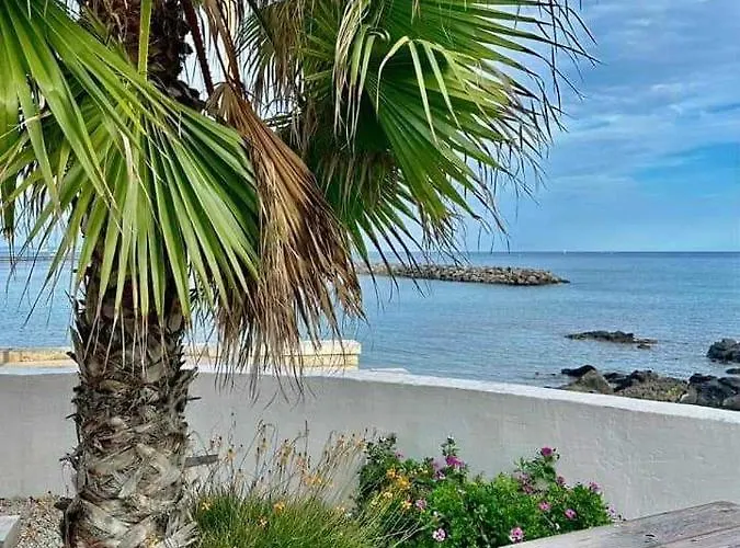 Ferienhaus Agreable Petite Maison 2 Chambres, De 48m2 Sans Vis-a-vis Et Parking Privatif