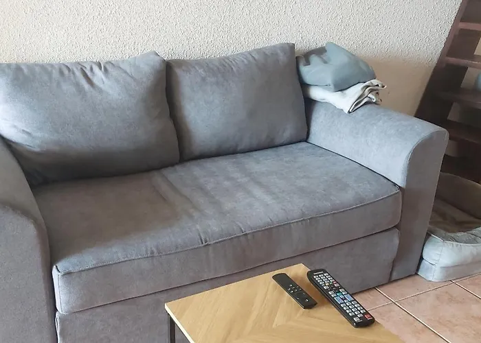 Agreable Petite Maison 2 Chambres, De 48m2 Sans Vis-a-vis Et Parking Privatif Ferienhaus *